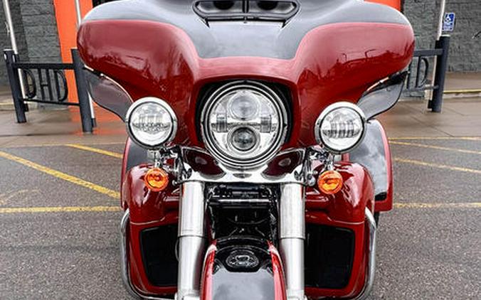 2024 Harley-Davidson® FLHTCUTG - Tri Glide® Ultra