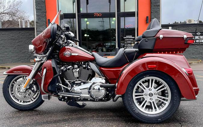 2024 Harley-Davidson® FLHTCUTG - Tri Glide® Ultra