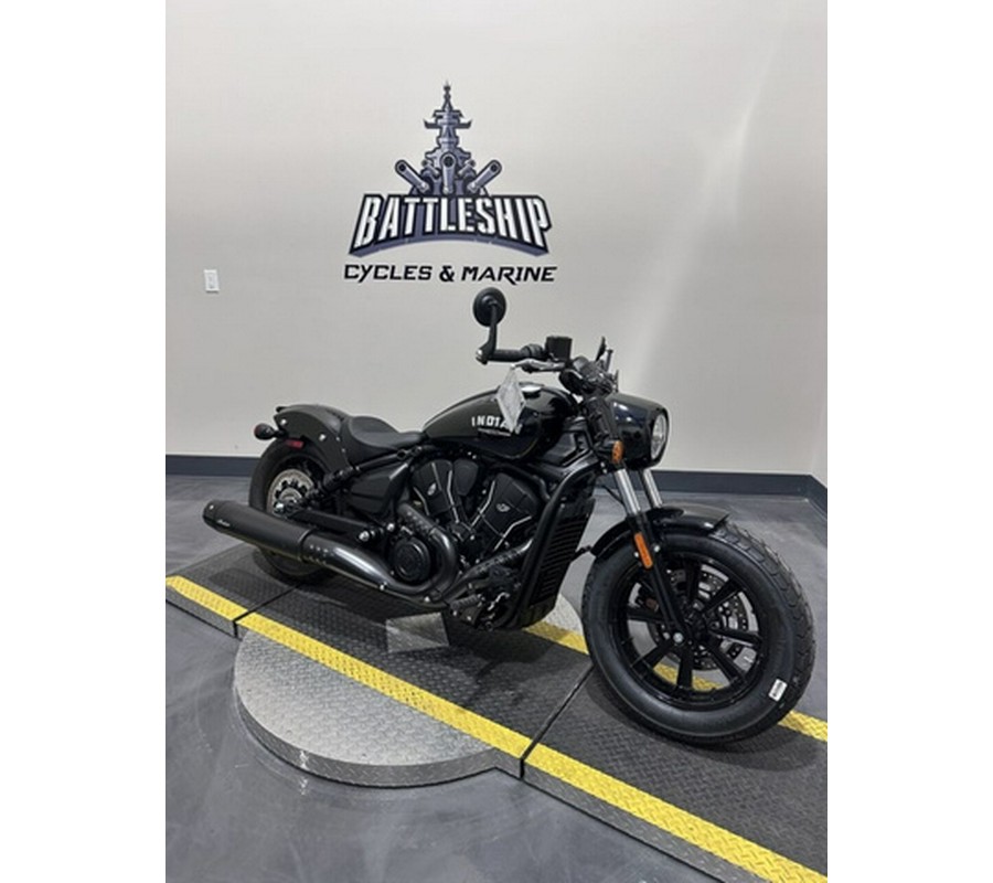 2025 Indian Scout Bobber Black Metallic