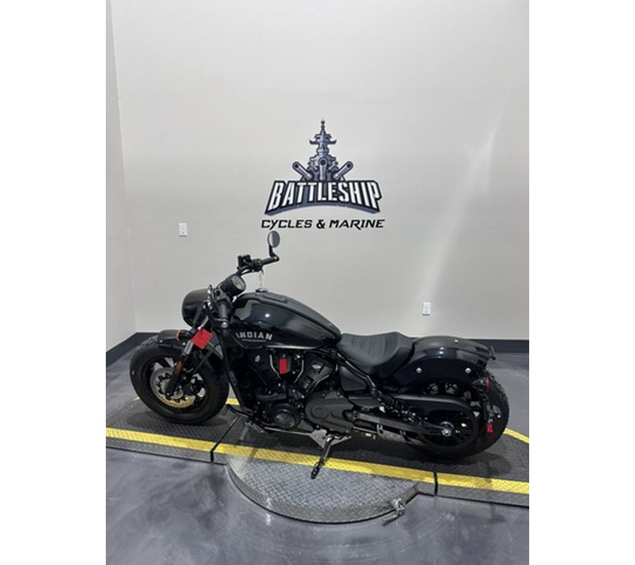 2025 Indian Scout Bobber Black Metallic