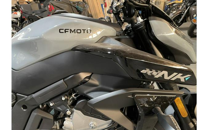 2026 CFMOTO 675NK - TUNDRA GRAY