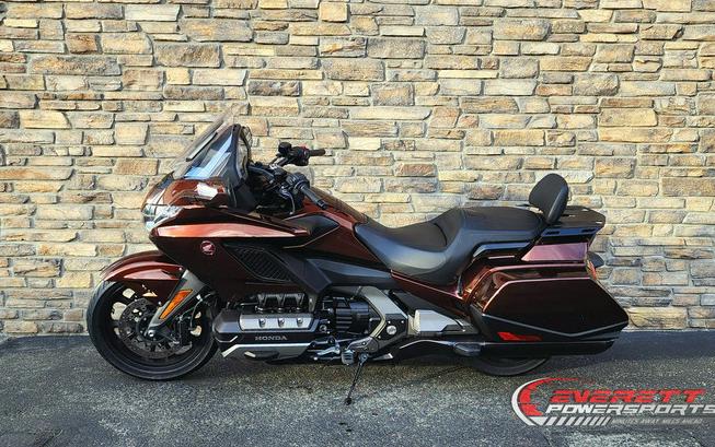 2018 Honda® Gold Wing Pearl Stallion Brown