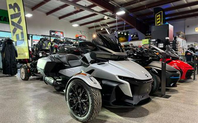 2023 Can-Am Spyder RT