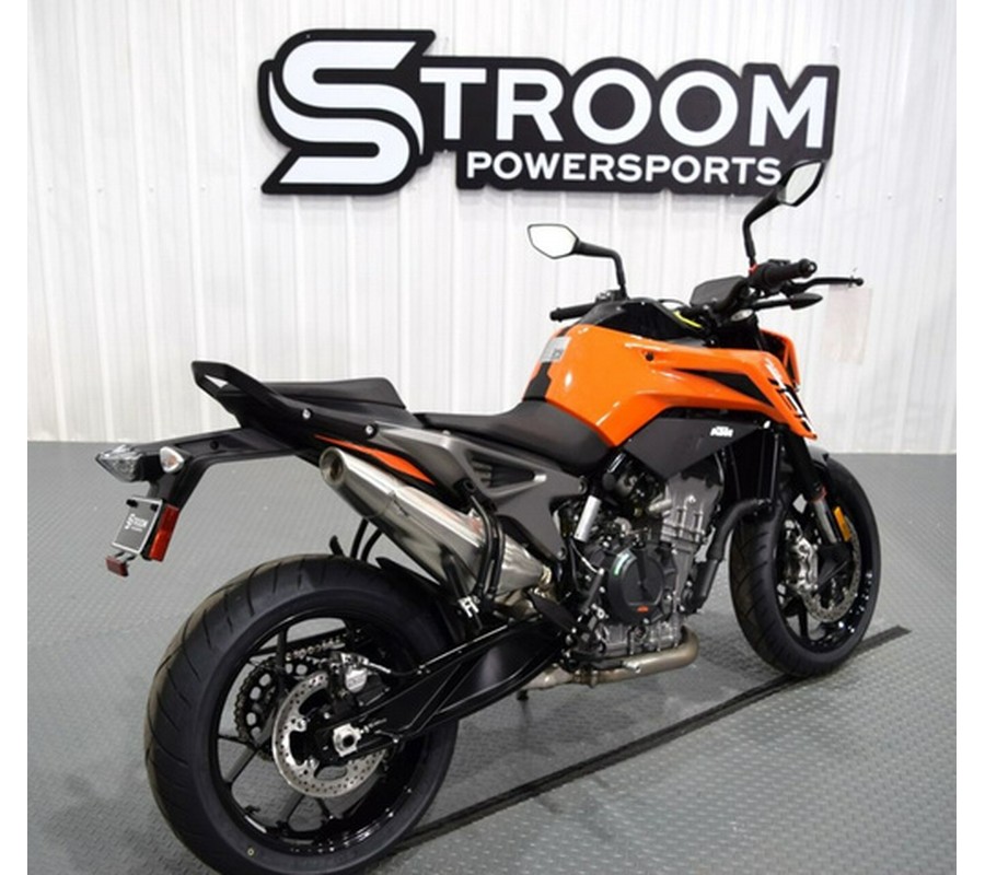 2024 KTM Duke 790