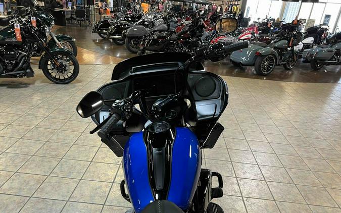 2024 Harley-Davidson Road Glide® Blue Burst