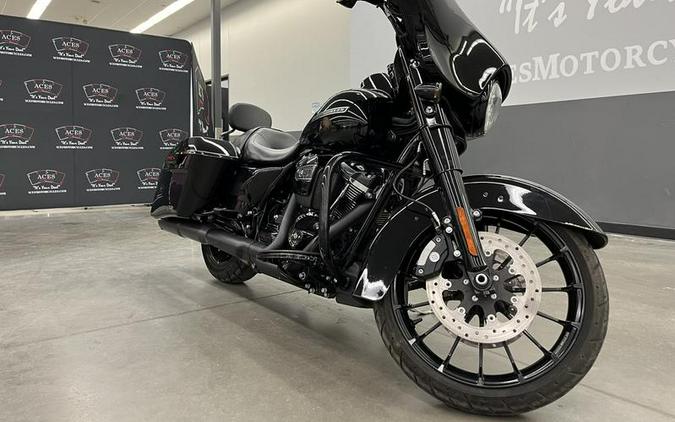 2018 Harley-Davidson® FLHXS - Street Glide® Special