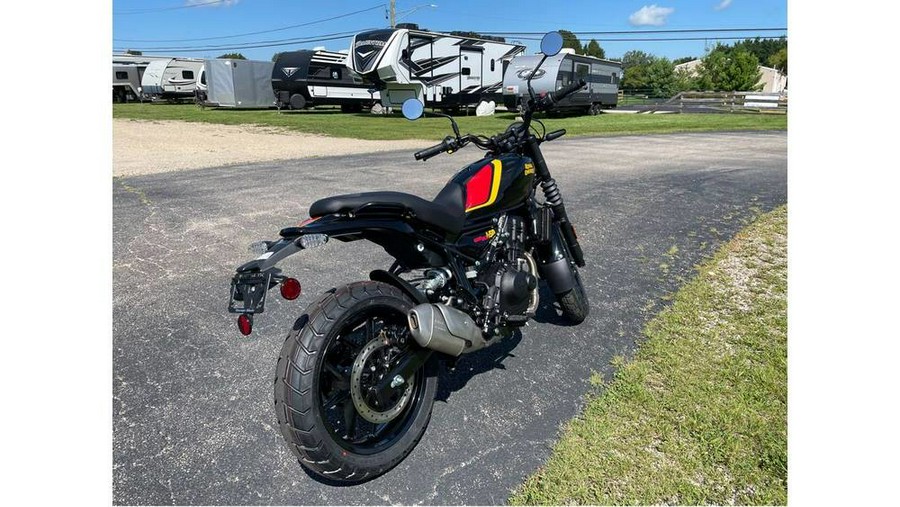 2026 Royal Enfield GUERRILLA 450 - PLAYA BLACK