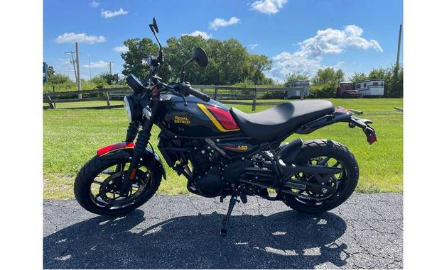 2026 Royal Enfield GUERRILLA 450 - PLAYA BLACK