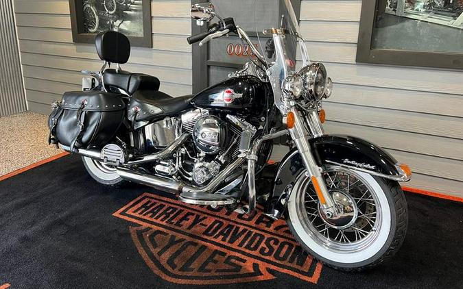 2017 Harley-Davidson® FLSTC - Heritage Softail® Classic