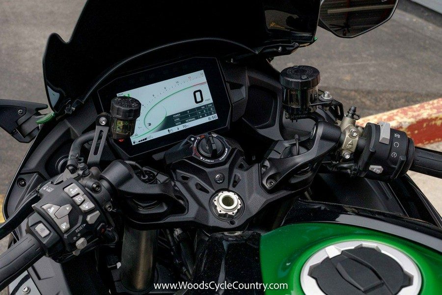 2022 Kawasaki Ninja® H2® SX SE