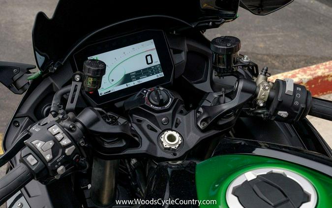 2022 Kawasaki Ninja® H2® SX SE