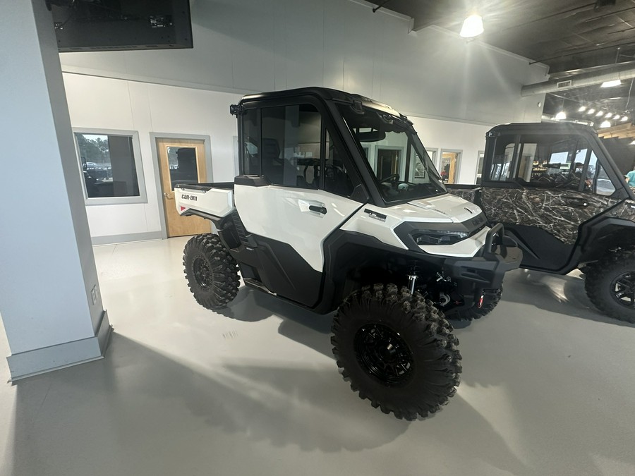2026 Can-Am Defender Limited HD11