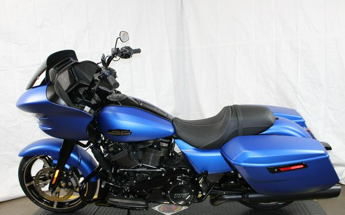 Harley-Davidson® Road Glide® 2026 FLTRX 84684635 AURORA BLUE DNM