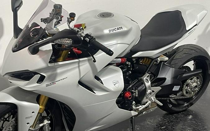 2023 Ducati Supersport 950 S Arctic White