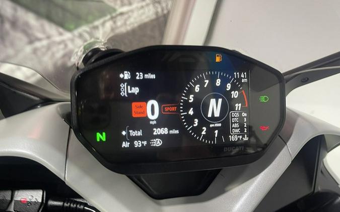 2023 Ducati Supersport 950 S Arctic White