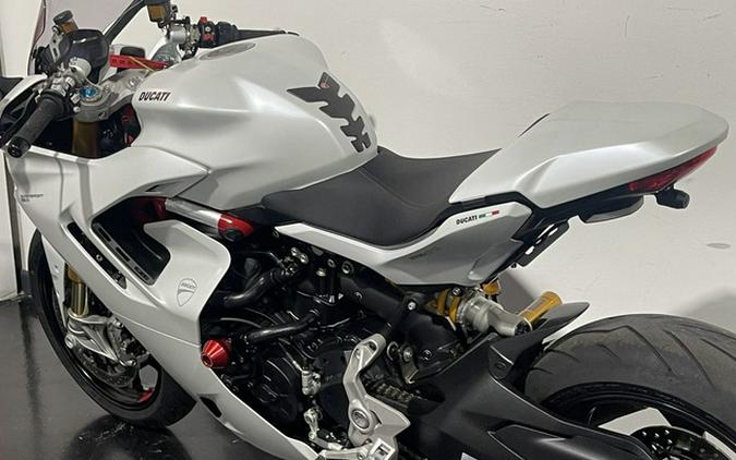 2023 Ducati Supersport 950 S Arctic White