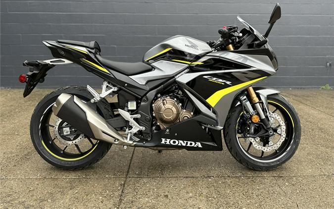 2023 Honda CBR500R ABS