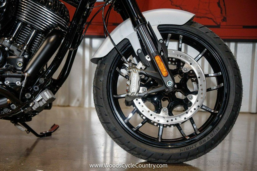 2024 Indian Motorcycle® Sport Chief® Base