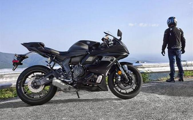 2025 Yamaha YZF-R7