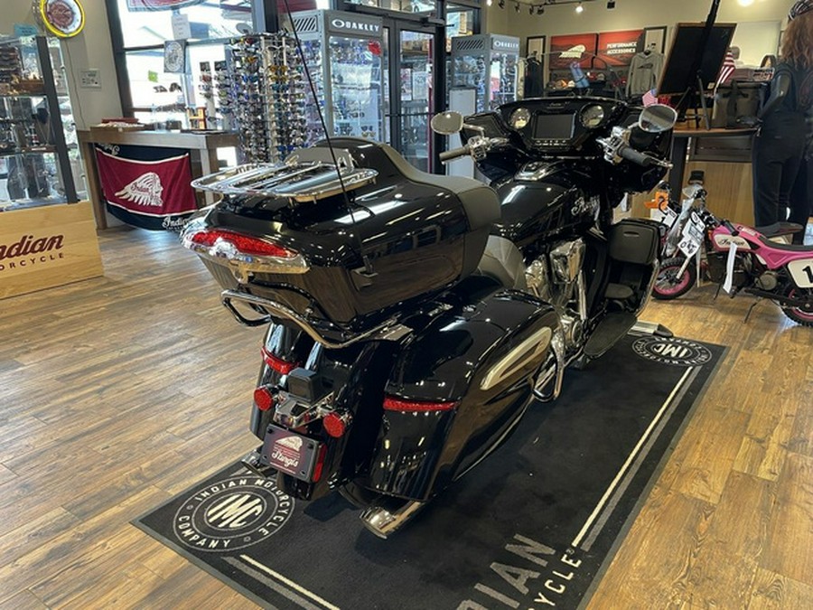 2026 Indian Roadmaster PowerPlus Limited 112 w/PowerBand A Black Metallic