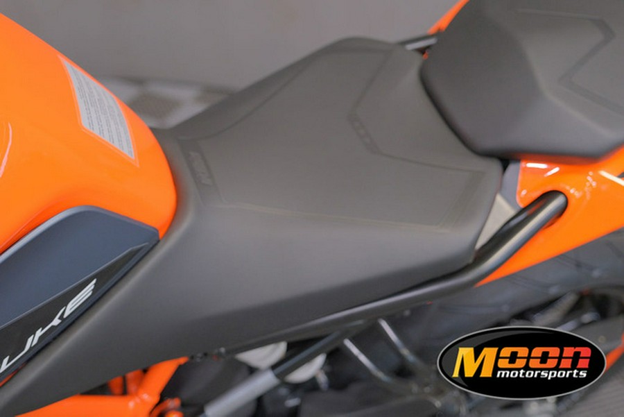 2023 KTM 390 Duke 390 BLACK