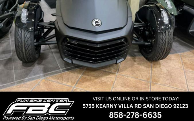 2023 Can-Am® Spyder F3 Limited Dark Wheels