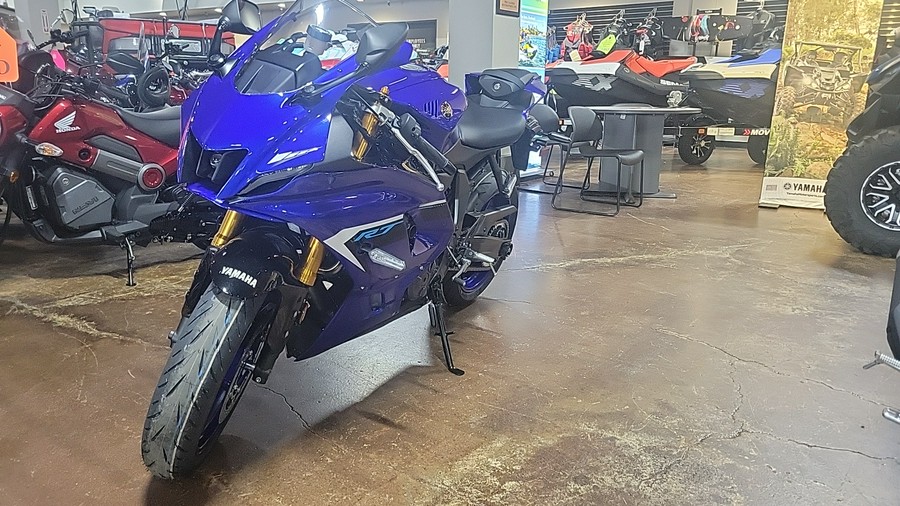 2025 Yamaha YZF R7
