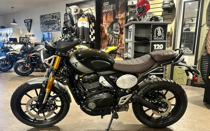 2024 Triumph Scrambler 400 X Base