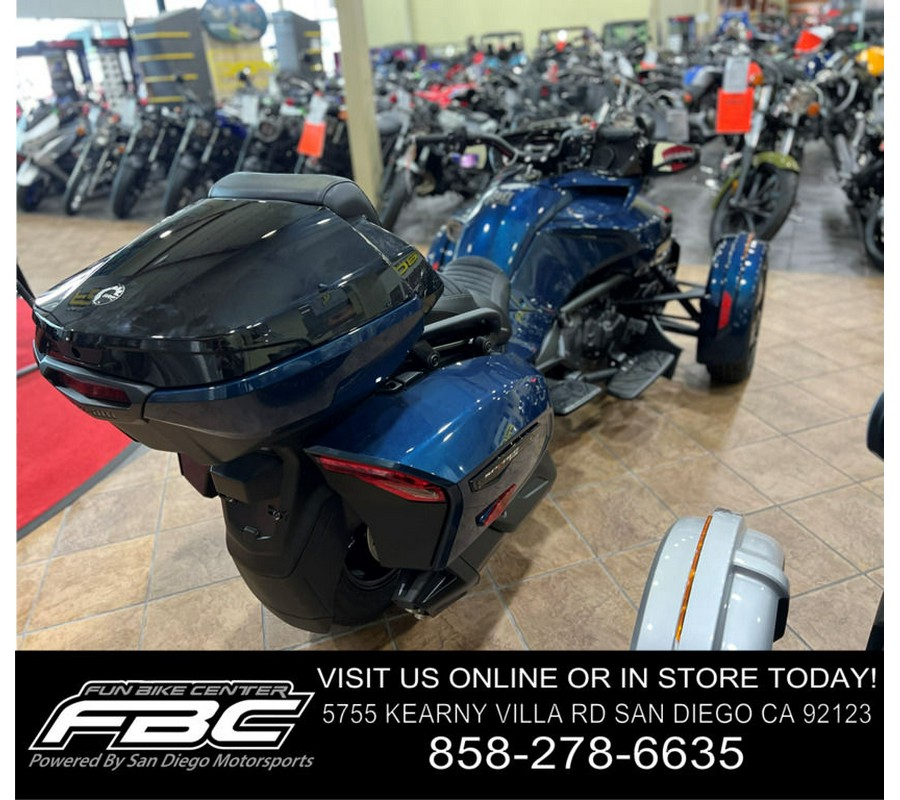 2023 Can-Am® Spyder F3 Limited Dark Wheels