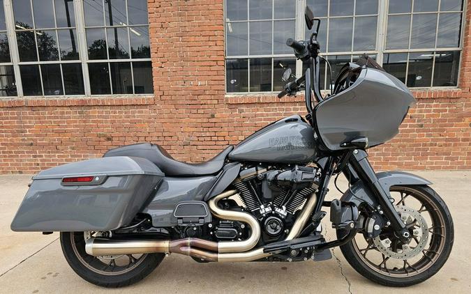 2022 Harley-Davidson Road Glide ST Review [12 Fast Facts]