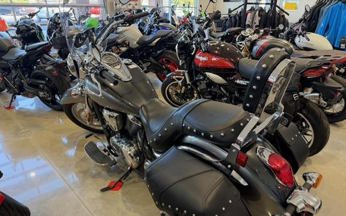 2024 Vulcan 900 Classic LT - Kawasaki