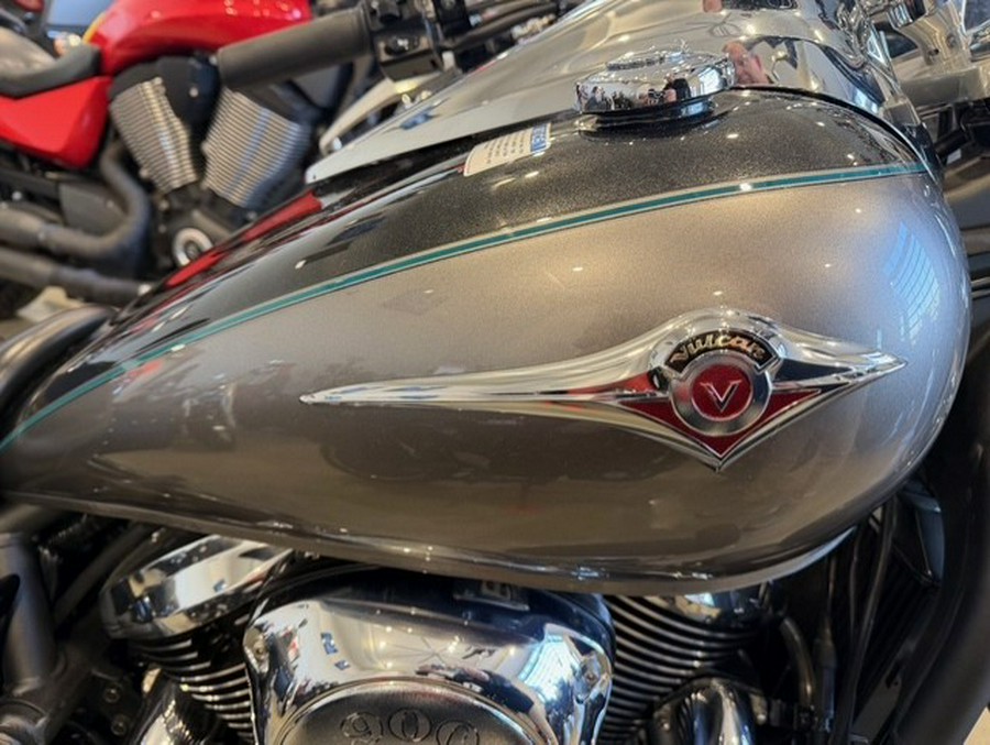 2024 Vulcan 900 Classic LT - Kawasaki