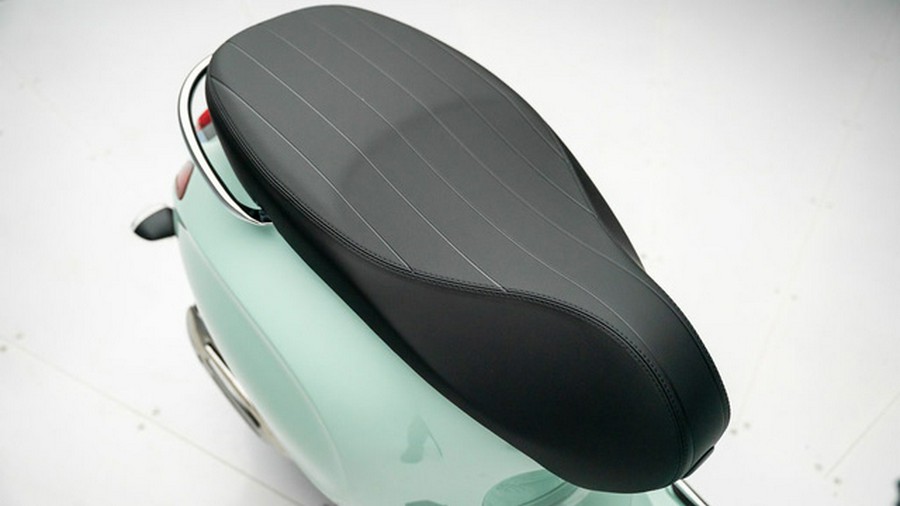 2025 Vespa Primavera 150