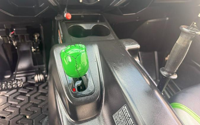 2020 Kawasaki Teryx LE