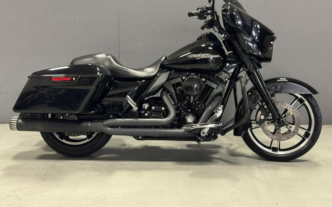 FLHX 2015 Street Glide®