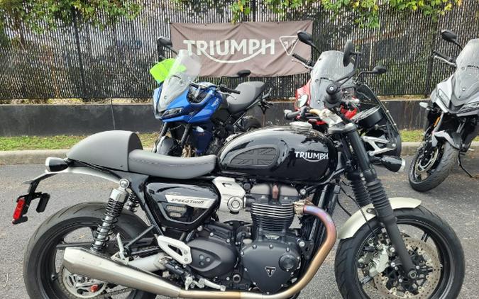 2020 Triumph Speed Twin Review Photo Gallery