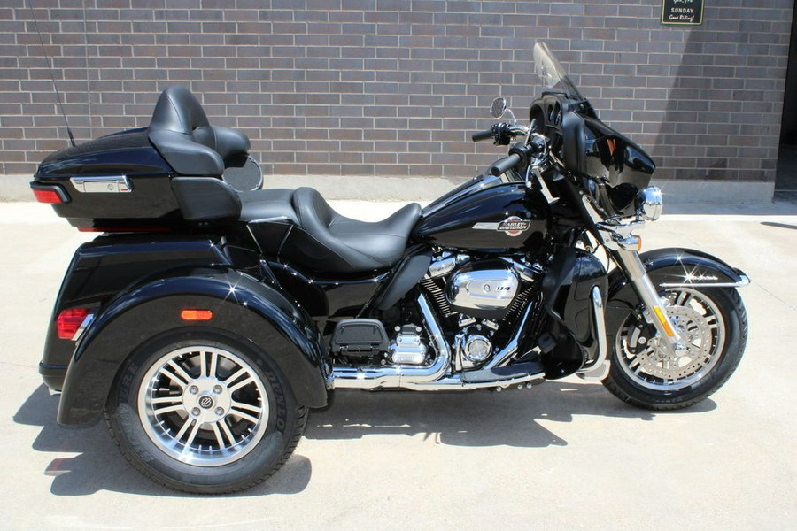 2024 Harley-Davidson® FLHTCUTG - Tri Glide® Ultra