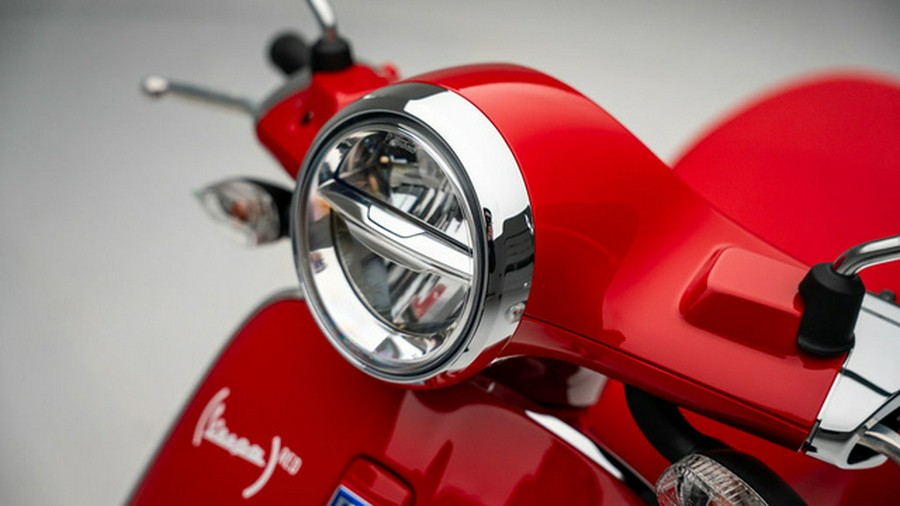 2025 Vespa Primavera 150 Red