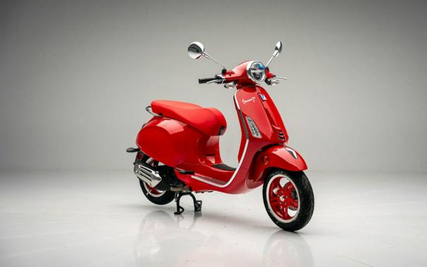 2025 Vespa Primavera 150 Red