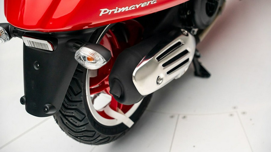 2025 Vespa Primavera 150 Red