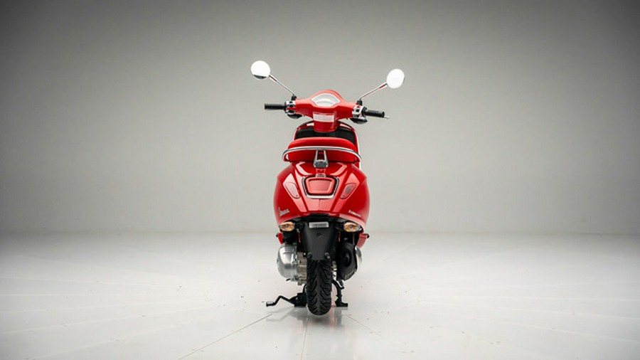 2025 Vespa Primavera 150 Red