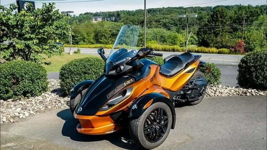 2011 Can-Am® Spyder Roadster RS-S