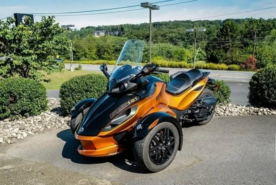 2011 Can-Am® Spyder Roadster RS-S