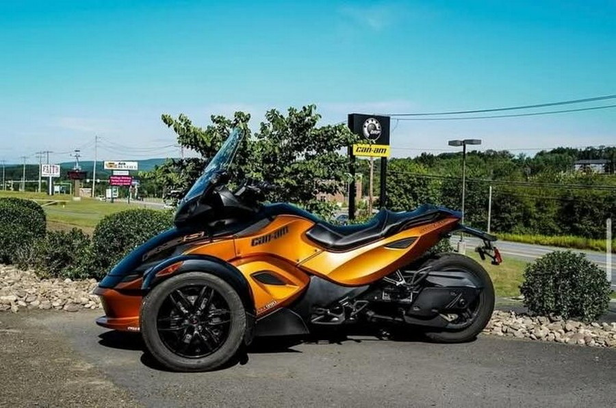 2011 Can-Am® Spyder Roadster RS-S