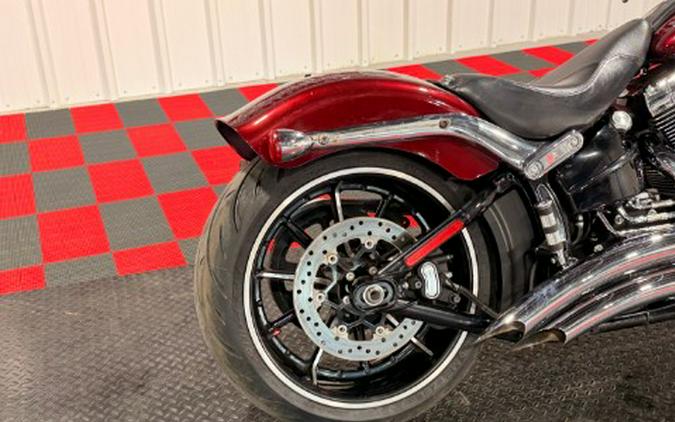 2015 Harley-Davidson Breakout®