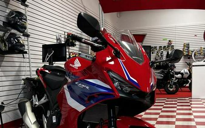 2025 Honda® CB500FAS