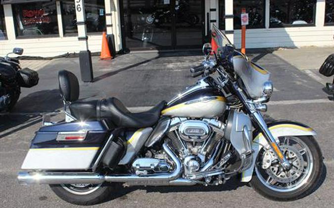 2012 Harley-Davidson CVO™ Ultra Classic® Electra Glide®