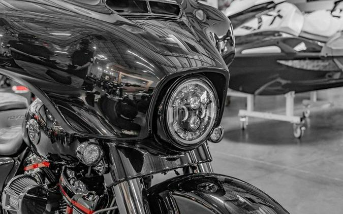 2022 Harley-Davidson Street Glide FLHXSE - CVO