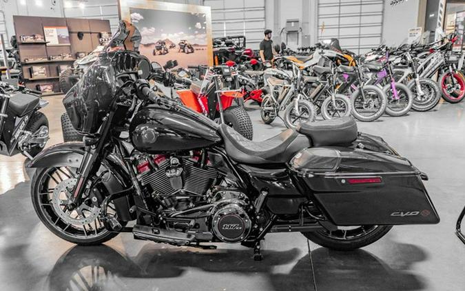 2022 Harley-Davidson Street Glide FLHXSE - CVO
