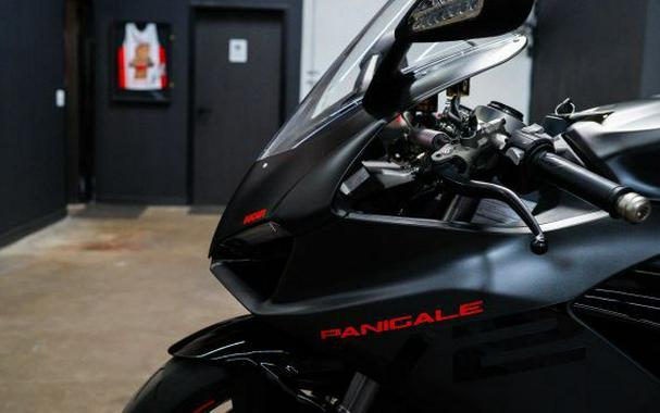 2025 Panigale V2 - Ducati